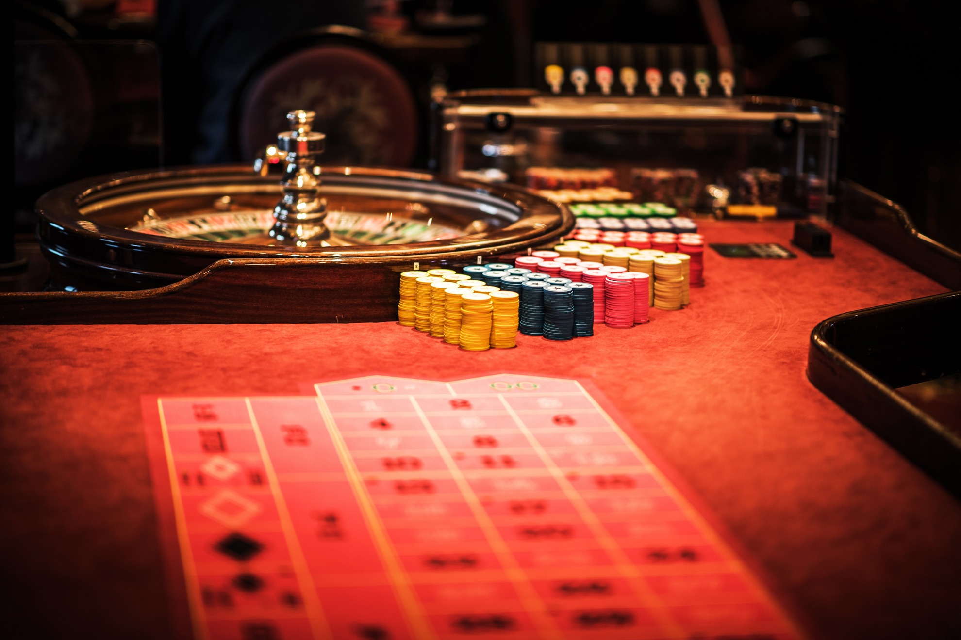 Casino Roulette Wheel Table - The Main Event Company Roulette wheel and chips ready for a casino night